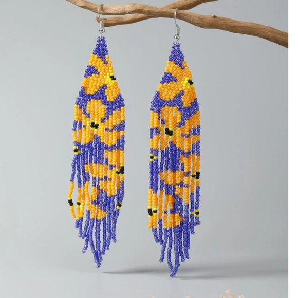 ⭐️❤️ FREE Beaded Fringe Daisy Tassel Drop Flower Floral Hipster Disco Earrings - Picture 1 of 4